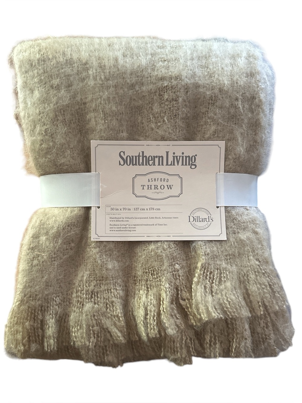 Southern Living Ashford Throw Blanket 50 x 70 in Beige Made for Dillards NWT